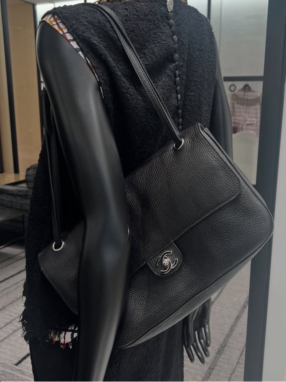 Women’s soft leather black shoulder bag New - Picture 12 of 13